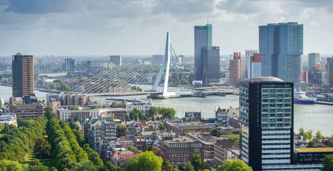 Skyline Rotterdam verhuislift huren